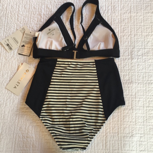 NWT ATHLETA bikini - Picture 4 of 8